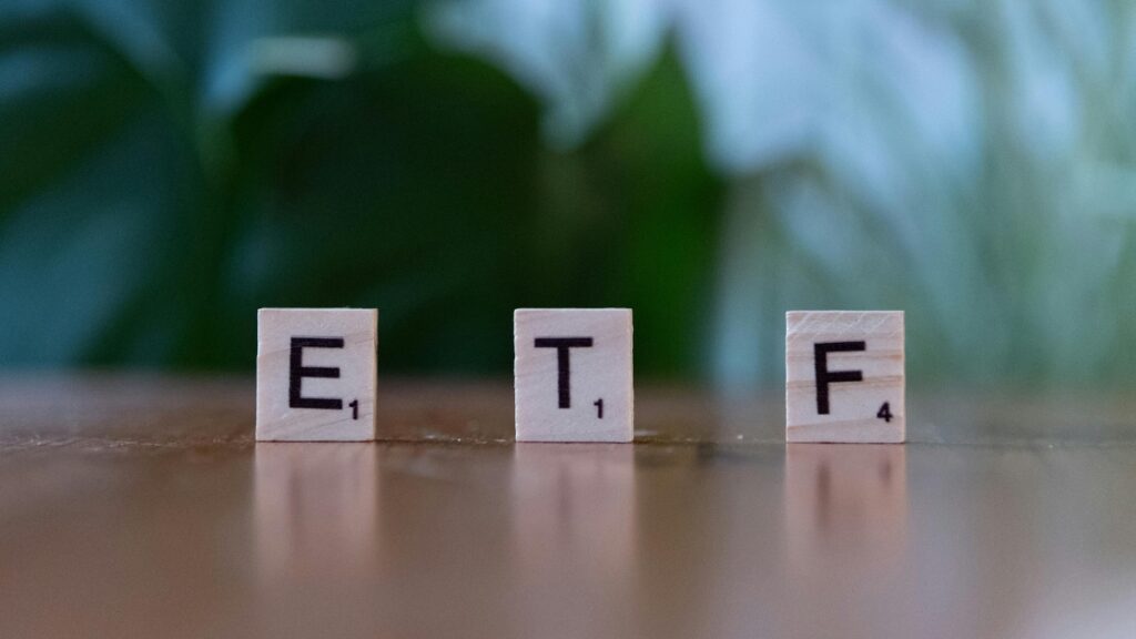 Index Funds vs ETFs: What Is the Difference?